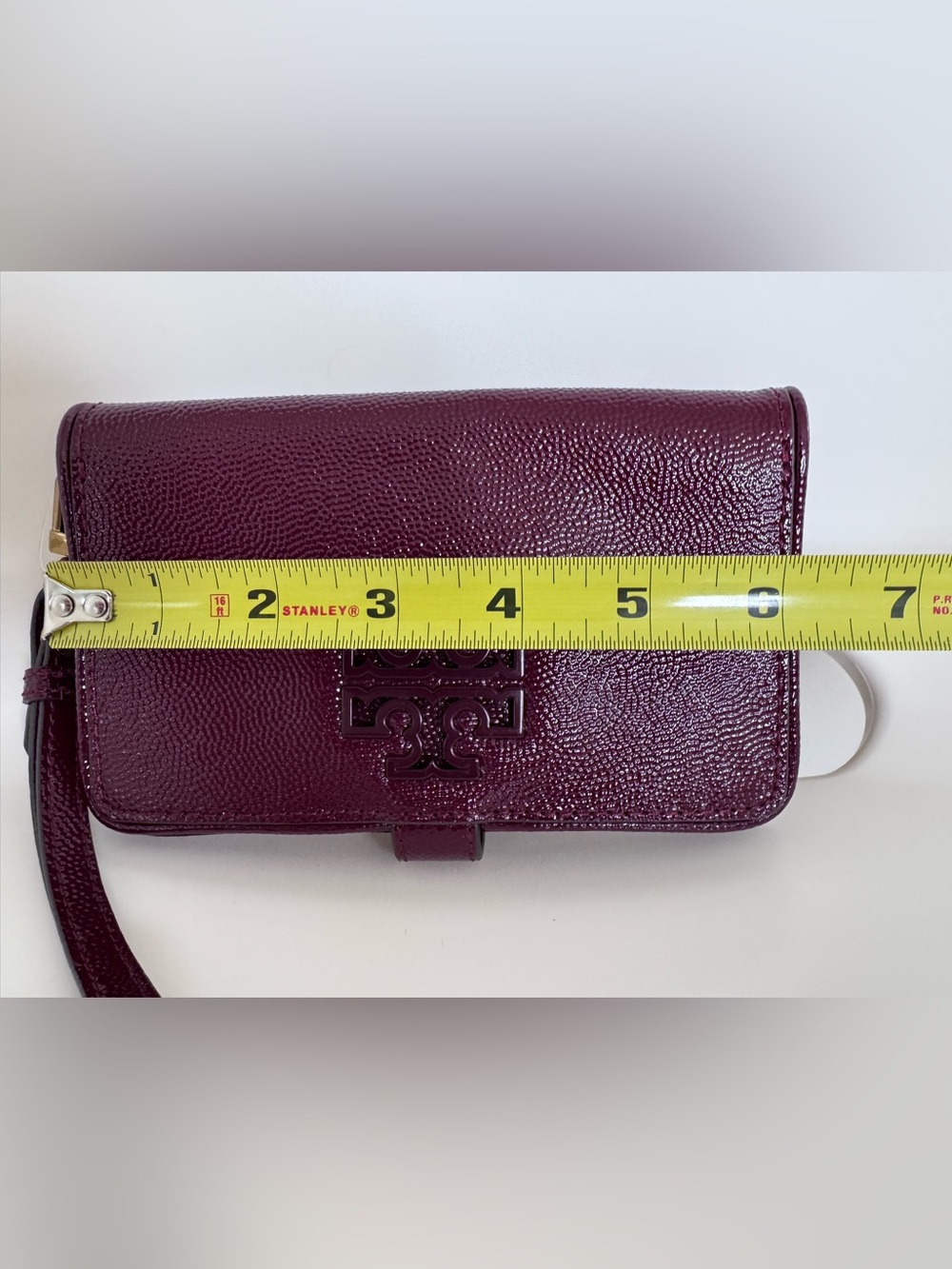 Tory Burch Robinson Patent Saffiano Leather Wristlet Wallet NWOT Burgundy Clutch - Picture 7 of 16